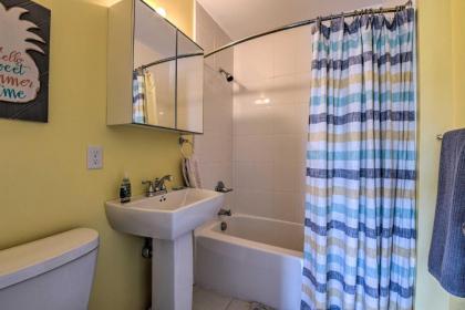 Downtown Saugatuck Condo Near Oval Beach! - image 12