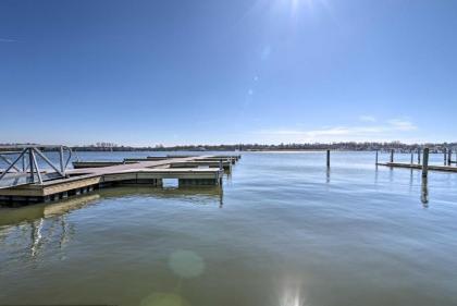 Downtown Saugatuck Condo Near Oval Beach! - image 2