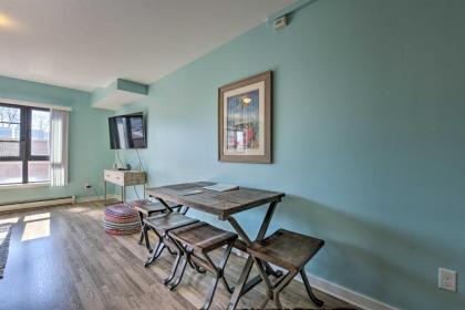 Downtown Saugatuck Condo Near Oval Beach! - image 6