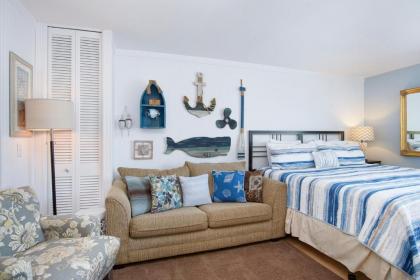 Holiday Hills Condo Unit #5 - image 17