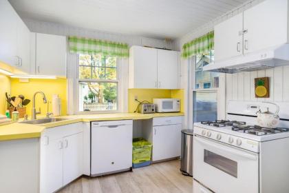 Sundown Cottage - image 8