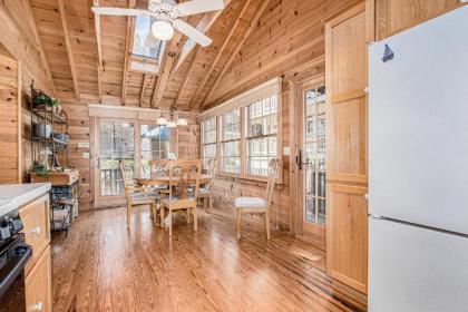 Anna's Cottage - image 10