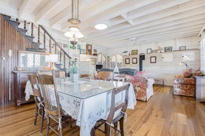 Anna's Cottage - image 3