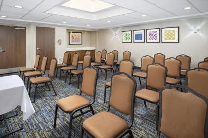 Holiday Inn Express Saugus Logan Airport an IHG Hotel - image 15