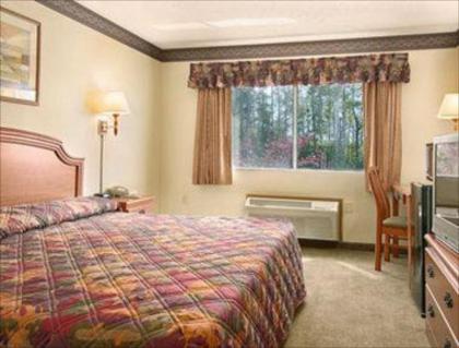 Days Inn by Wyndham Sault Ste Marie MI - image 8