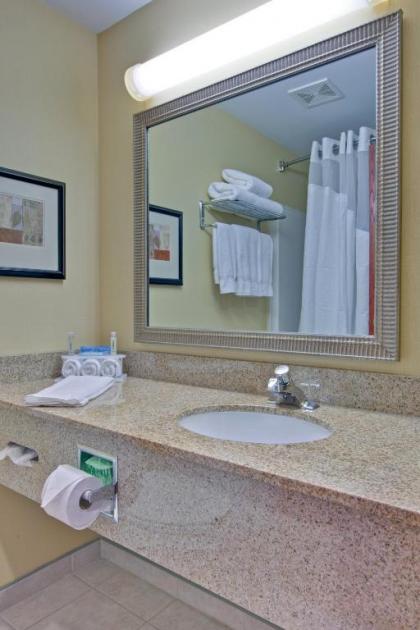 Holiday Inn Express Sault Ste Marie an IHG Hotel - image 12