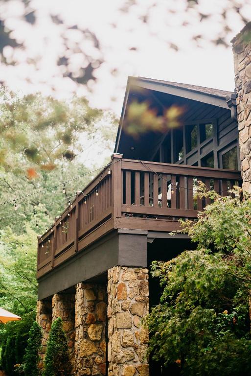 Sylvan Valley Lodge and Cellars - main image