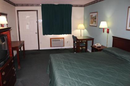 Savannah Lodge - image 2