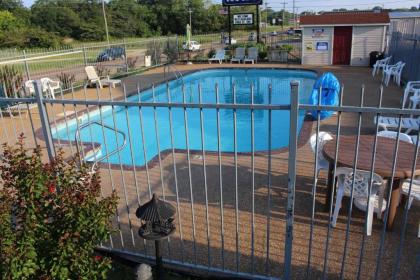 Savannah Lodge - image 4