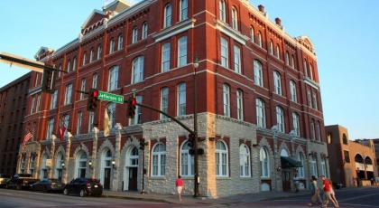 Hotel Indigo Savannah Historic District an IHG Hotel Georgia