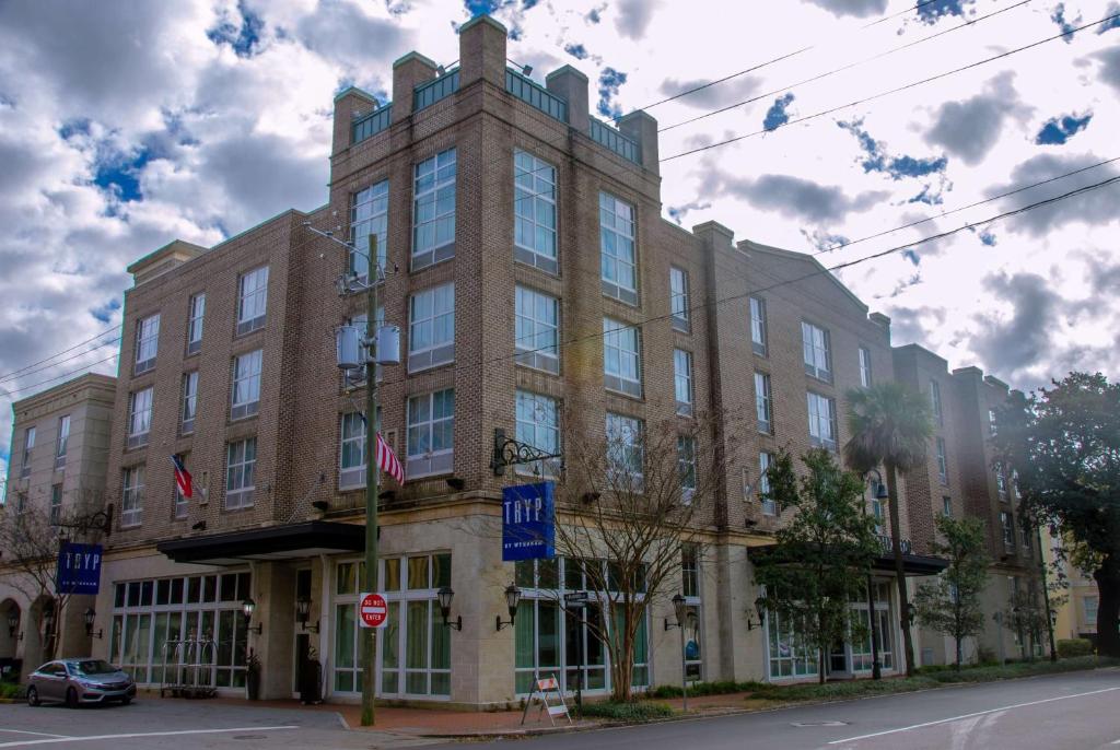 TRYP by Wyndham Savannah - main image