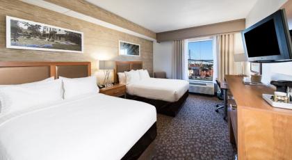 Holiday Inn Savannah Historic District an IHG Hotel - image 2