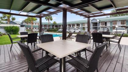 Best Western Central Inn - image 3