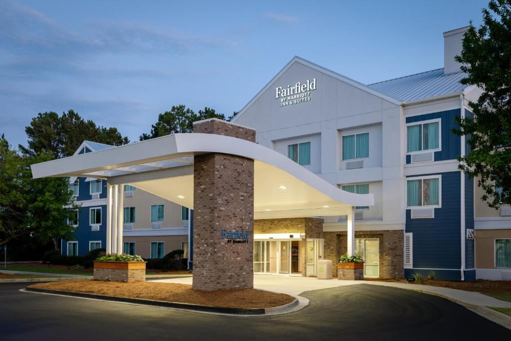 Fairfield Inn & Suites Savannah Airport - main image