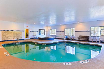 Country Inn & Suites by Radisson Savannah Gateway GA - image 5