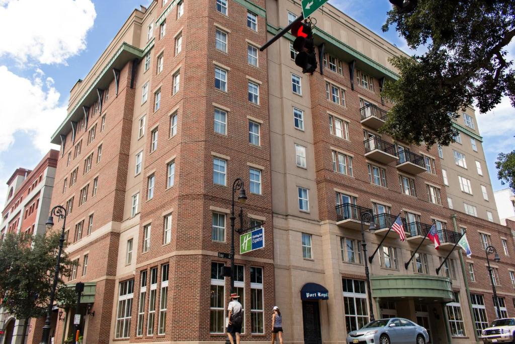 Holiday Inn Express Savannah - Historic District an IHG Hotel - main image