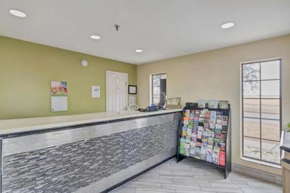 Travelodge by Wyndham Savannah Midtown - image 5