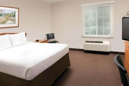 WoodSpring Suites Savannah Garden City - image 5