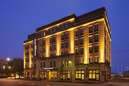 Fairfield Inn  Suites by marriott Savannah DowntownHistoric District Savannah Georgia