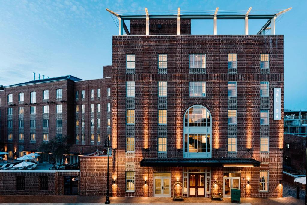 The Alida Savannah a Tribute Portfolio Hotel - main image