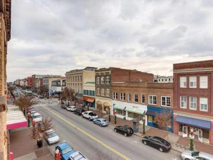 Above Broughton St 3002 - image 3