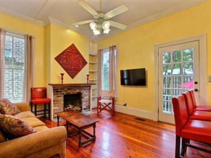 Washington Square manor Savannah