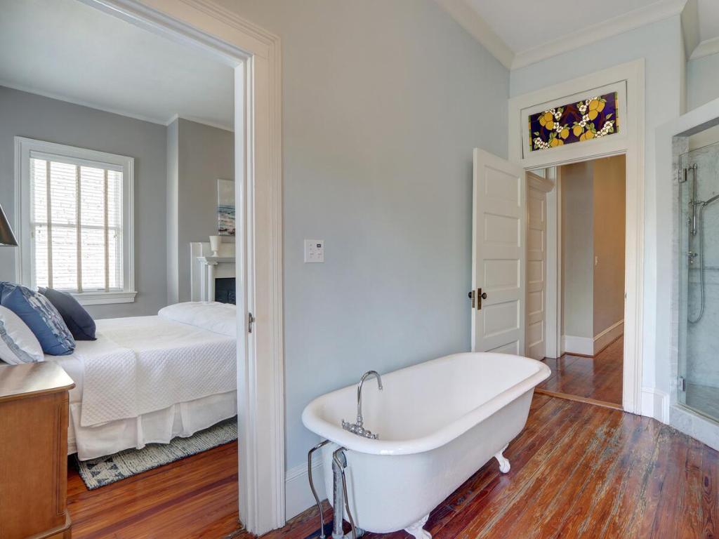 Southern Elegance Main House - image 5