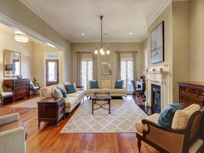 Southern Elegance Main House - image 6