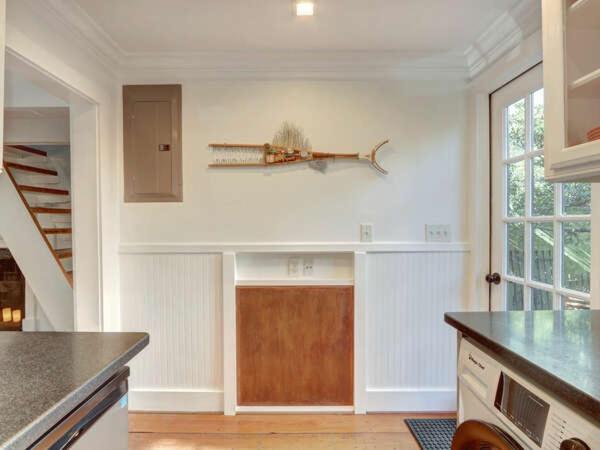 Tiny House - image 4