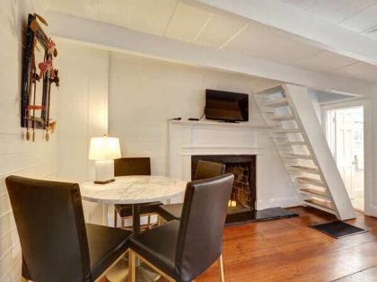 Tiny House - image 5