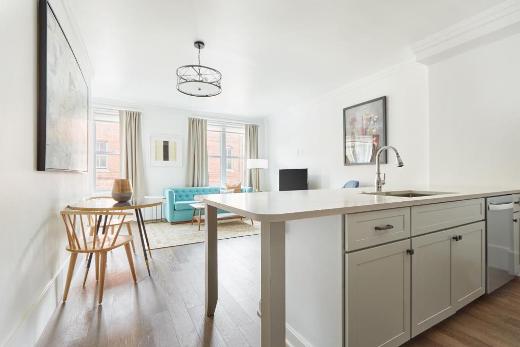 Sonder at West Congress - image 3