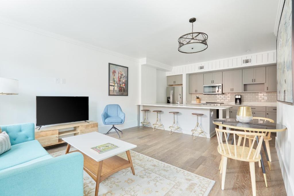 Sonder at West Congress - image 4