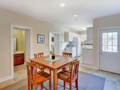 Heated Pool Access Flex Cancelation Historic Lafayette Square Townhouse - image 5