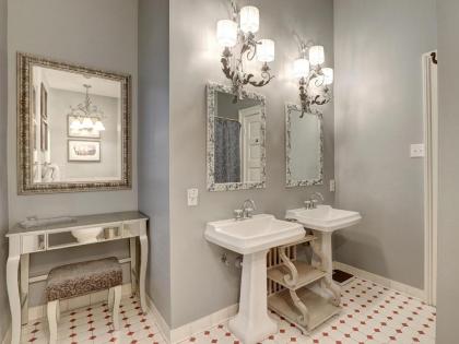 Heated Pool Access Flex Cancelation Stunning Townhouse - image 10
