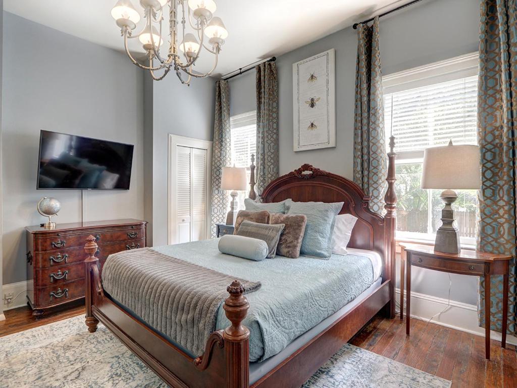 Heated Pool Access Flex Cancelation Stunning Townhouse - image 7