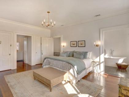 Heated Pool Access Brand New Home Spacious Savannah Home on Madison Square - image 14