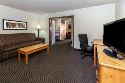 AmericInn by Wyndham Sayre - image 3