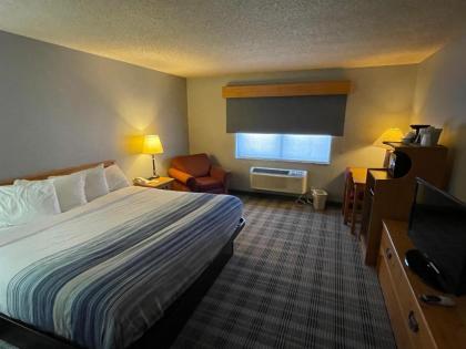 AmericInn by Wyndham Sayre - image 8