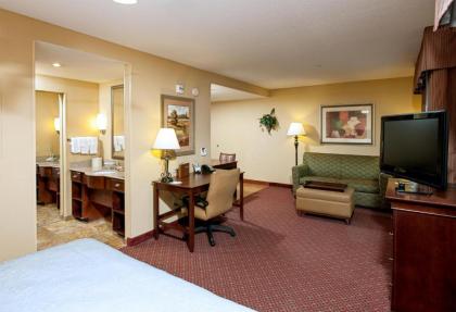 Homewood Suites by Hilton Portland - image 10