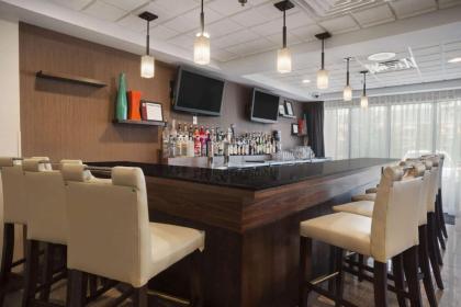 Wingate by Wyndham Schaumburg/Convention Center - image 14
