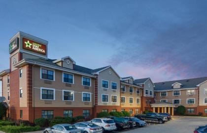 Extended Stay America Suites   Chicago   Woodfield mall Schaumburg Illinois