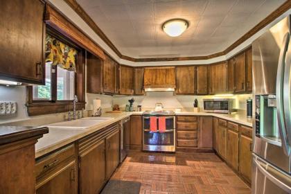 Schroon Lake Farmhouse with Historic Charm! - image 5