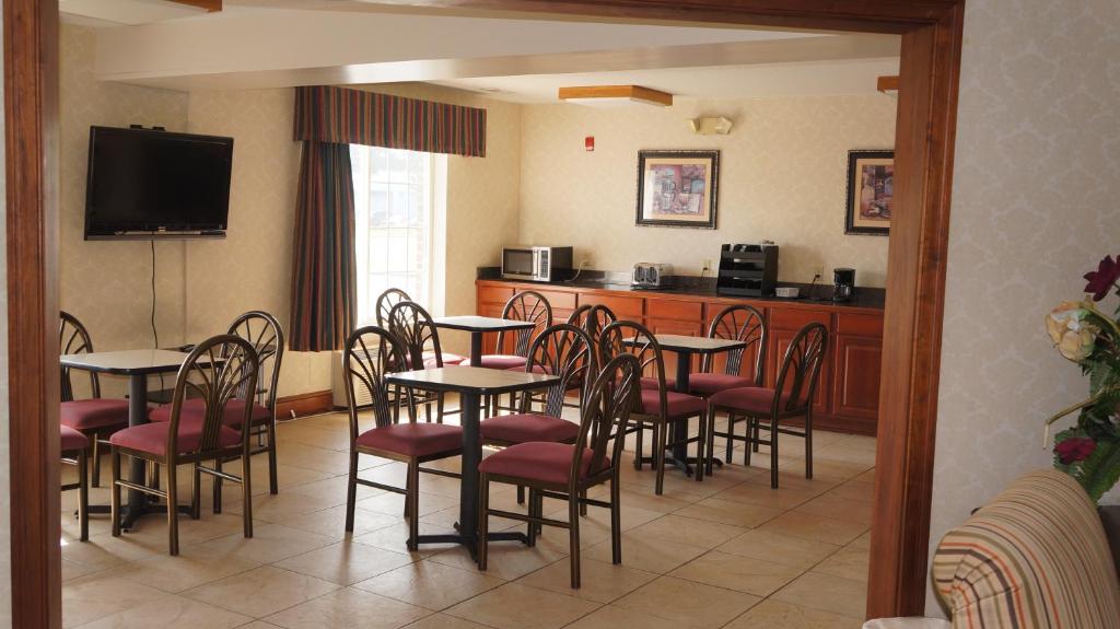 Scotland Neck Inn - image 3