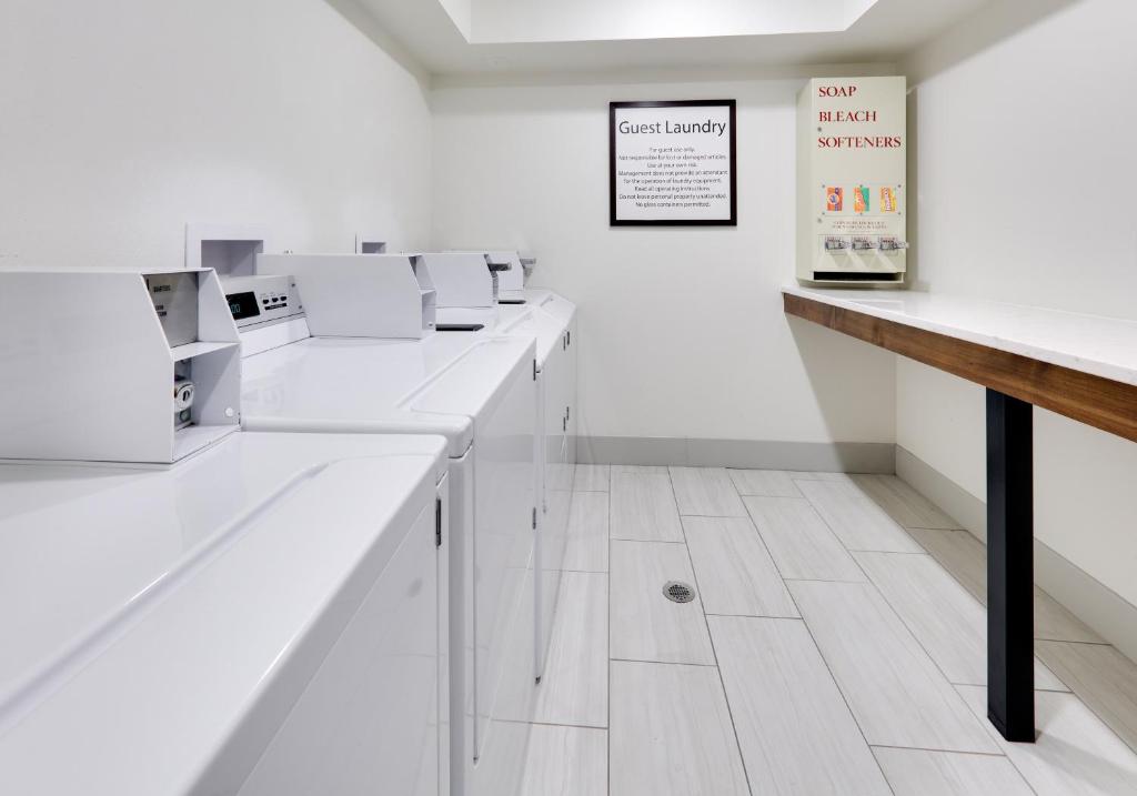 Holiday Inn Express Scottsbluff - Gering an IHG Hotel - image 3
