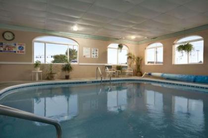 Super 8 by Wyndham Scottsbluff - image 11