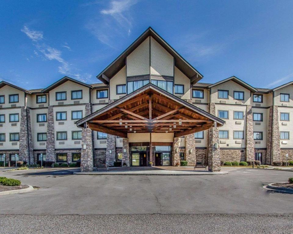 Comfort Inn and Suites Near Lake Guntersville - main image