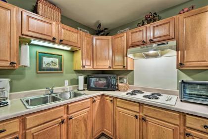 Guntersville Lake Home with Covered Boat Slip! - image 8