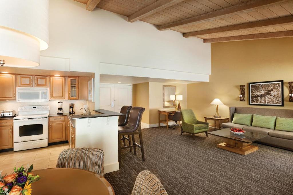 Hilton Scottsdale Resort & Villas - image 5