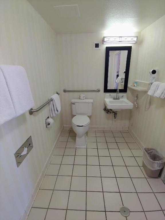 SureStay Plus Hotel by Best Western Scottsdale North - image 3