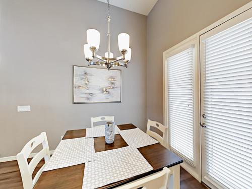 15221 Clubgate Drive Condo Unit 2104 - image 3